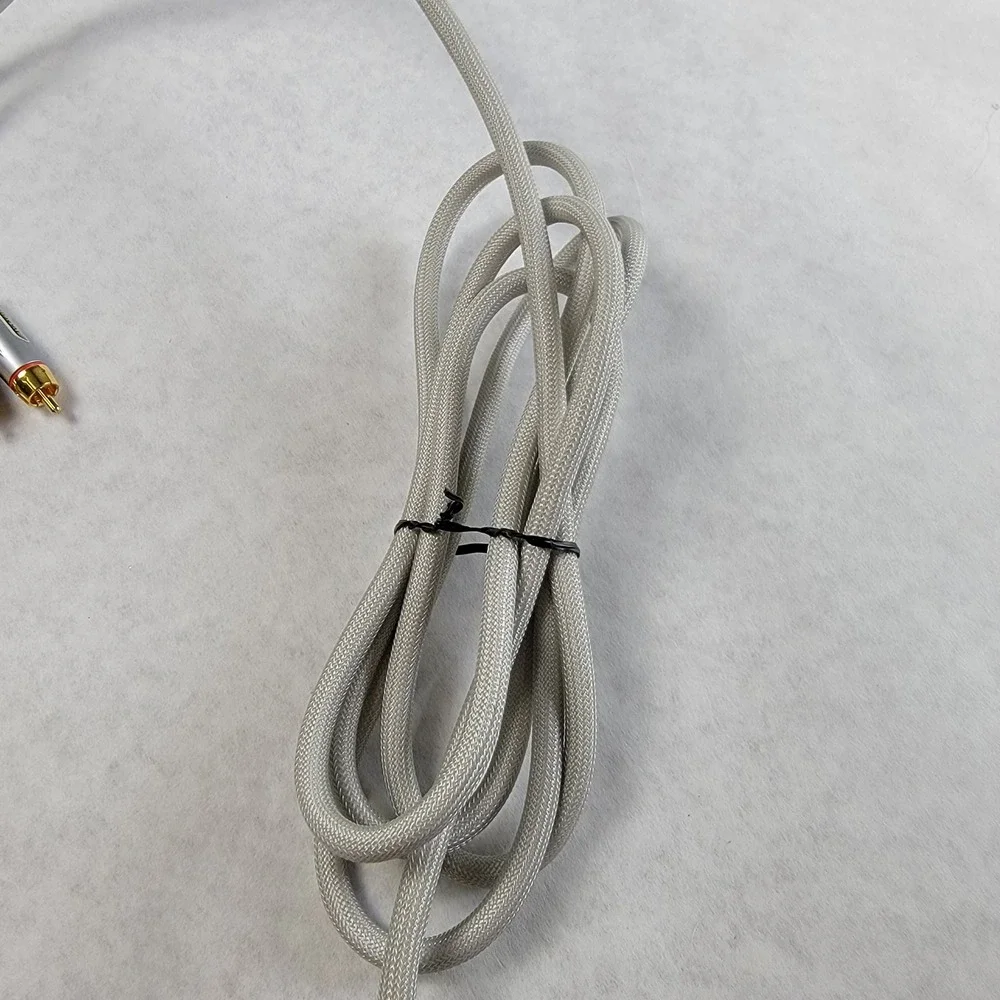 Rocketfish Component Video Cable for Nintendo Wii Braided Gold Plated RF-GWI1102
